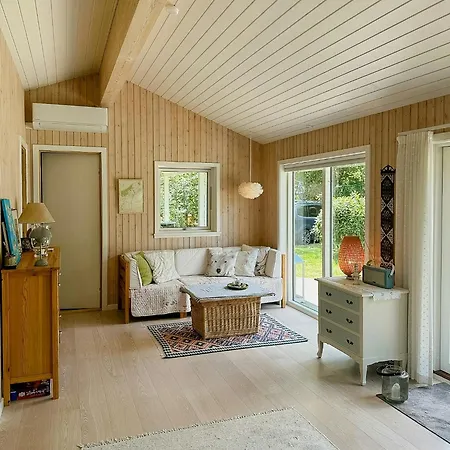 Family-friendly Summer House In Rorvig *